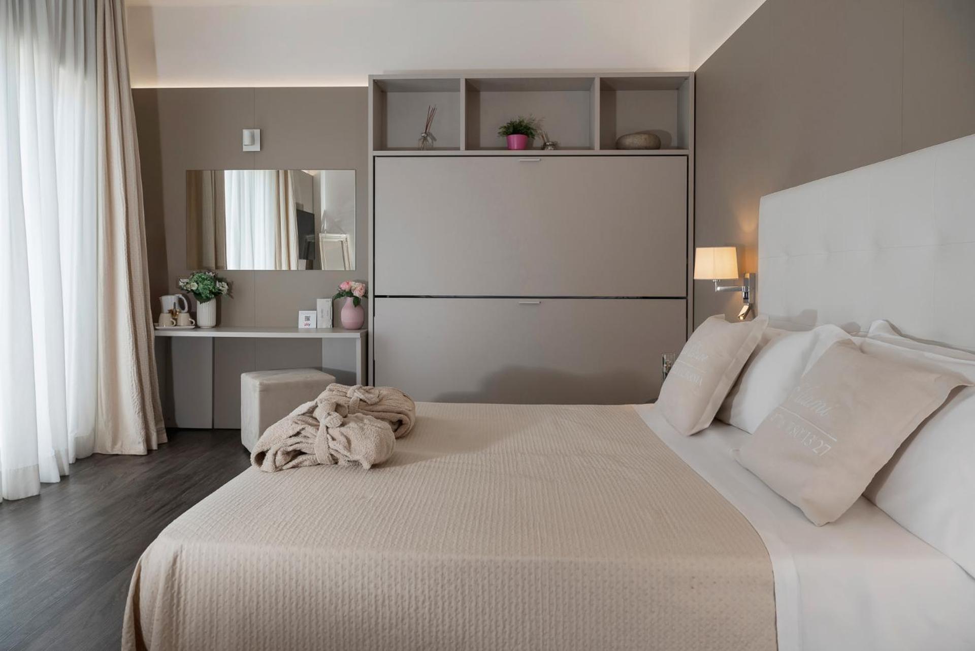 Ca' Bianca Hotel 3*